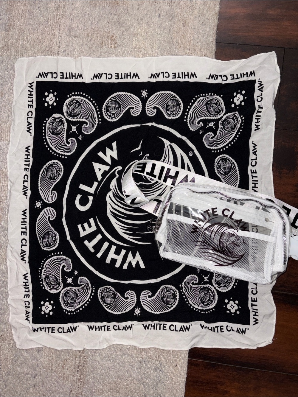Bundle White Claw Bag & Bandanna